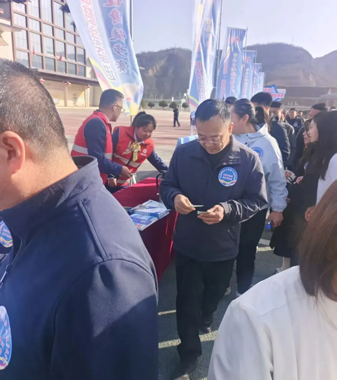 志愿服务显担当,营销引流开新局