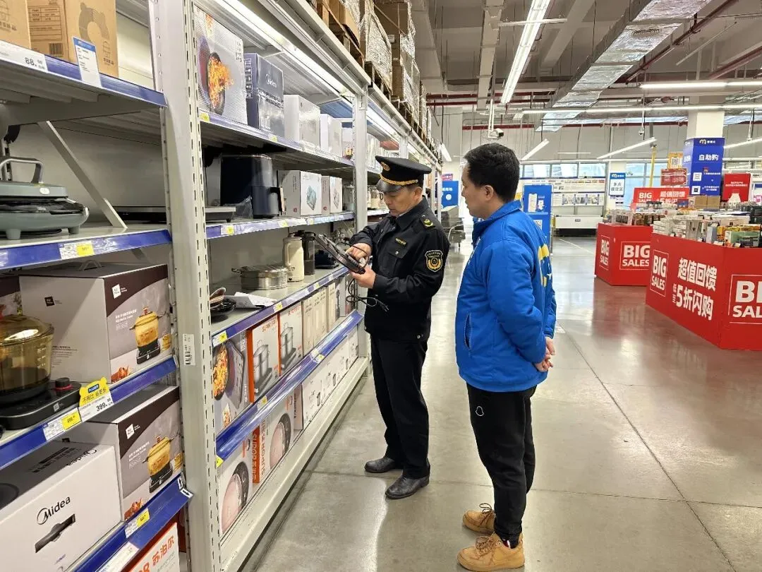 【学思想 强作风 建新功】赵巷市场监管所:深化品质消费,深耕安心映“巷”