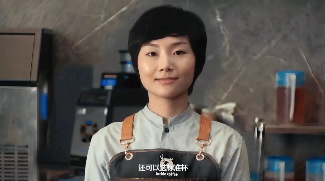 罗永浩端起瑞幸超大杯:一场跨越15年的营销闭环