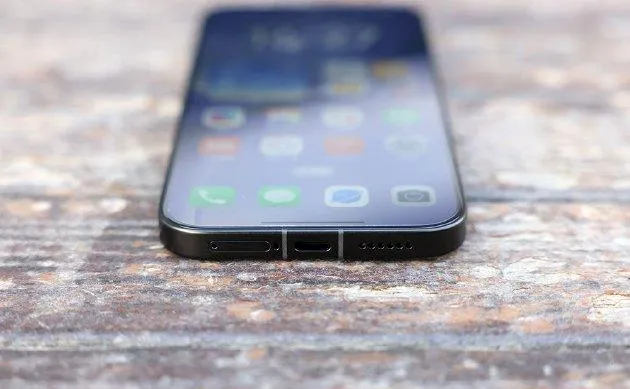 红米Turbo 5引爆中端市场!16GB+1TB版2999元,跑分破340万!