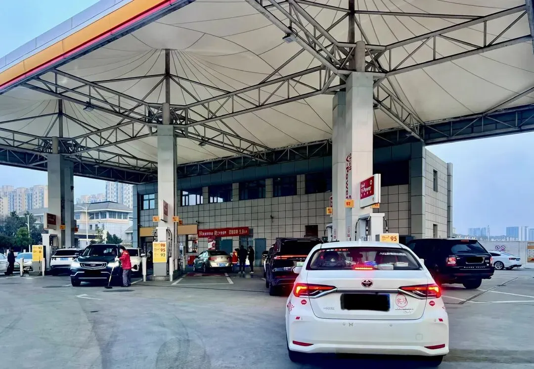 油价要真涨到12块,二手车市场会变成啥样?