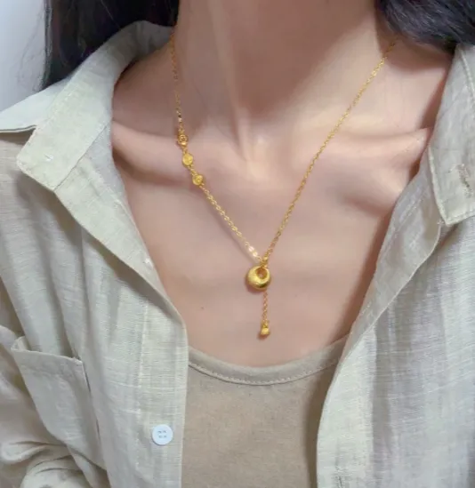 金价暴跌的那个夜晚,水贝市场里有人痛哭流涕,有人却连夜拉着一卡车现金进场