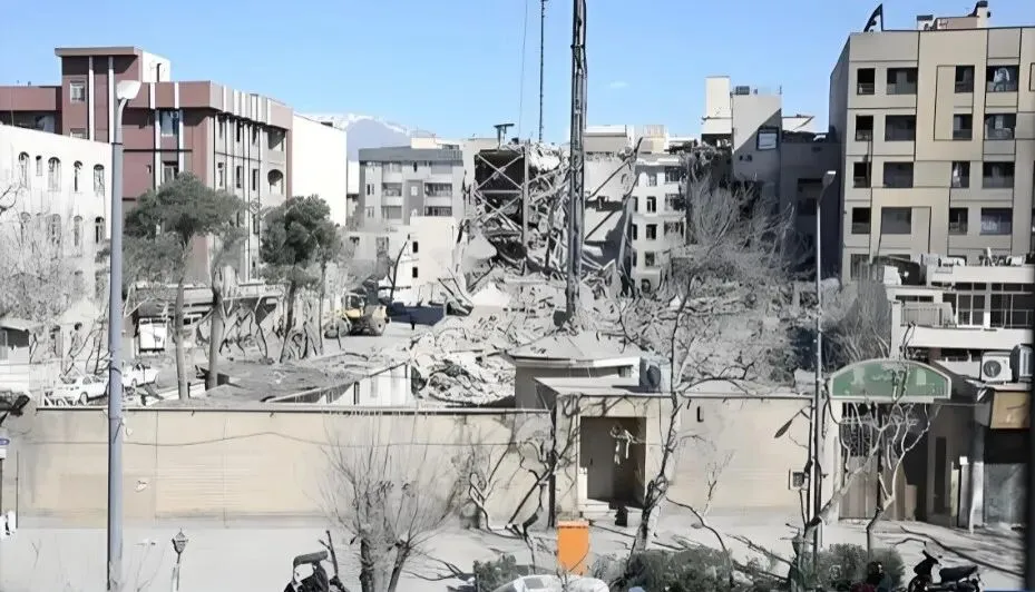 突发!懂王怂了,全球金融市场大反攻,中东战局迎来转折?