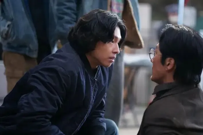 《混凝土市场》:李在仁、红炅、郑满植等实力派集结,地震废墟中猪肉罐头成关键,一场权力人性大对决