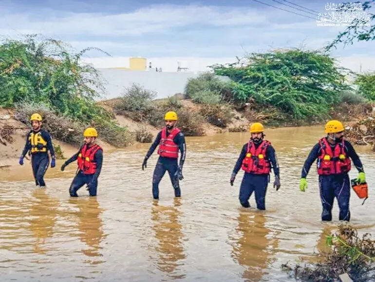 暴雨袭击阿曼10人死亡 全球市场再开启无差别抛售模式 事关与伊朗达成协议,特朗普最新发声