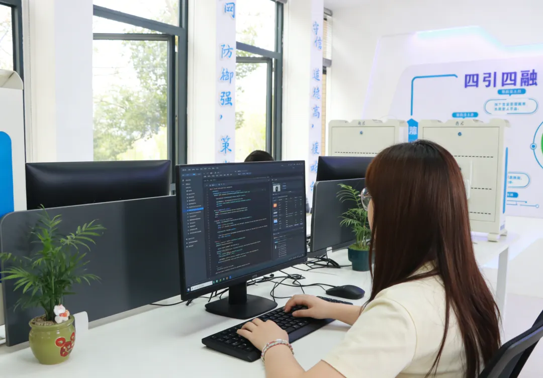 职教高考 | 计算机网络技术专业:夯实专业本领,升学就业双通路!