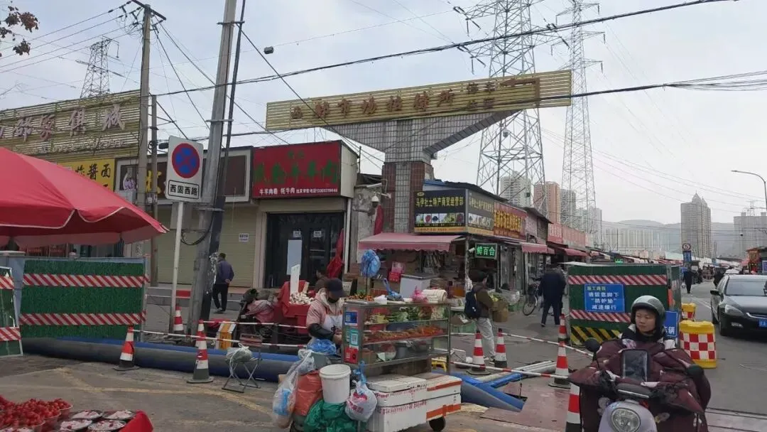 9593西固区西部市场临街北门口商铺直租