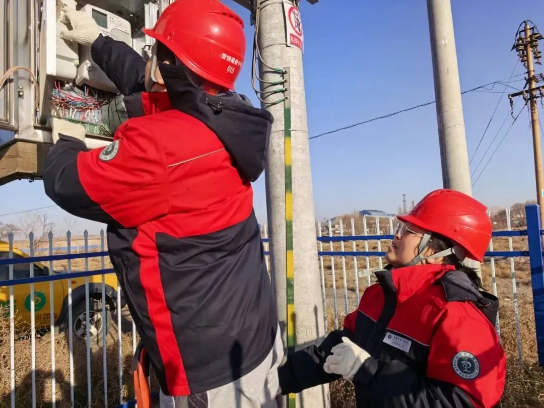 助企惠民|内蒙古电力集团乌海供电公司营销稽管中心:节后用电“体检”忙 筑牢安全“防护墙”