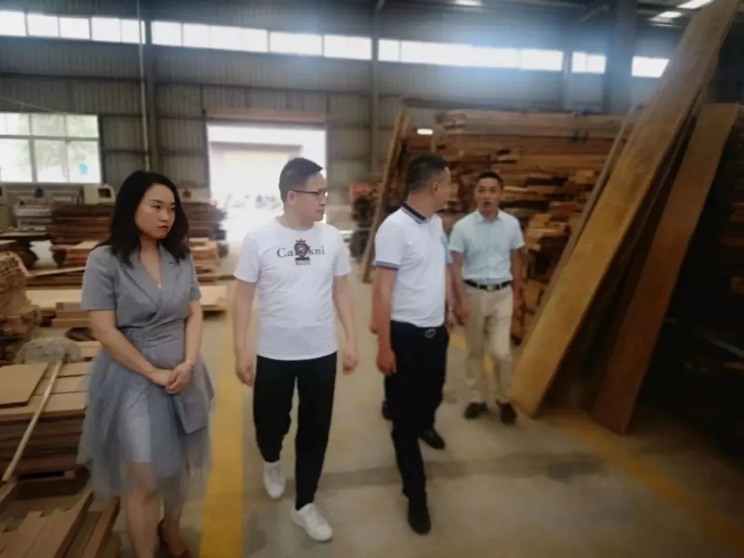 服务带动营销,她成为成都区域第一