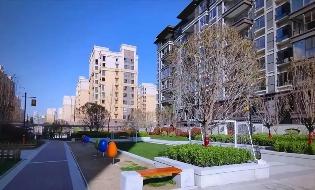 租赁市场变迁:年轻人与城市的“租房新常态”