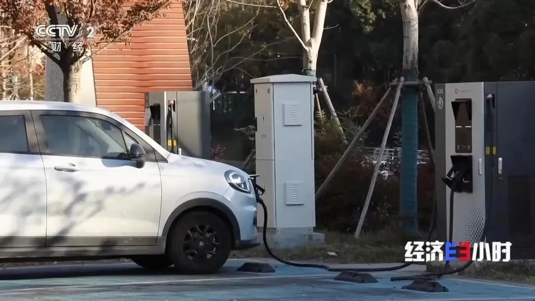 充电桩市场价格战惨烈!每度电服务费收三毛 利润只有4分钱