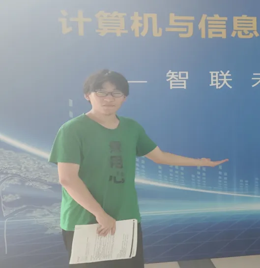 计算机与信息技术学院2024-2025年度优秀学生风采(二)