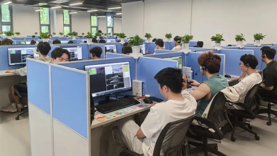 城院 • 王牌专业 | 计算机网络技术:网络与安全人才紧缺,竞争力强、薪资高