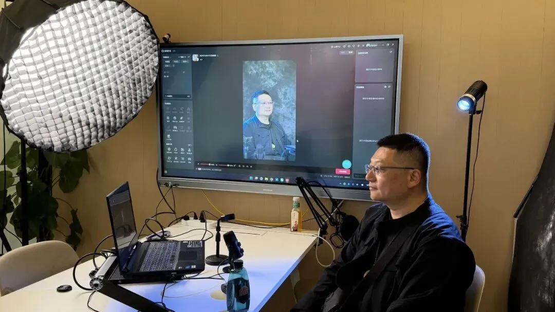 走进华泰&湖北微易开拍日|解锁自媒体获客新技能,实操演练干货满满!