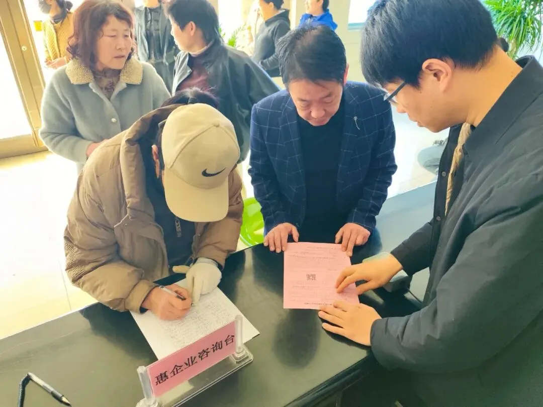 精准指导 暖心护航 —— 沾化区市场监管局全力助力企业信用公示