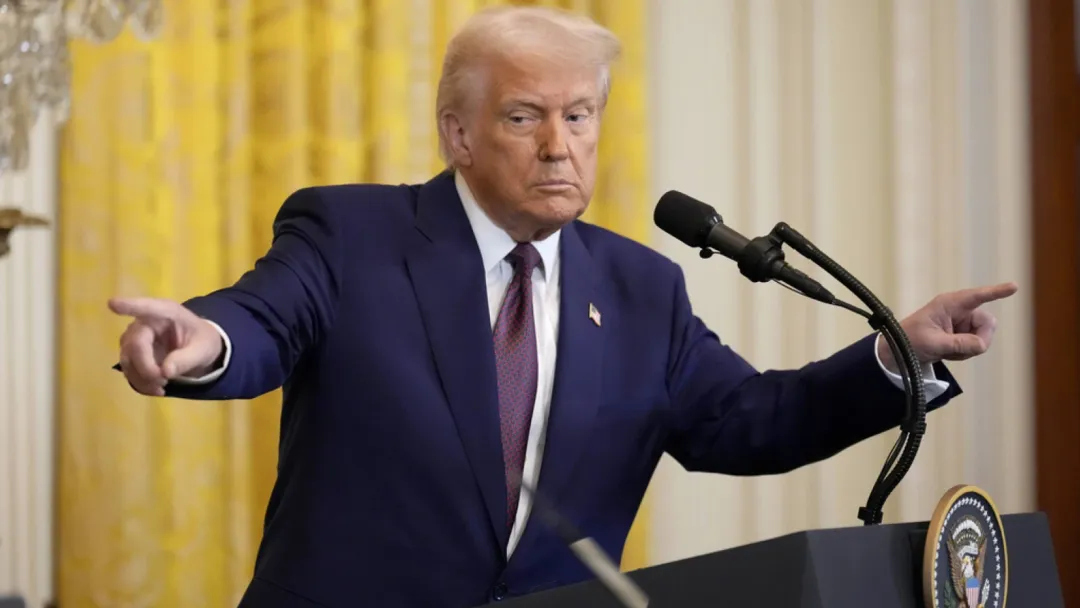 特朗普放假消息操纵金融市场,老鼠提前五分钟买入