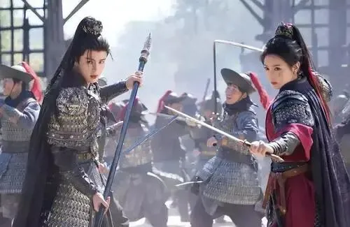 泄露、换脸、人设崩塌、营销作妖,《逐玉》全军覆没