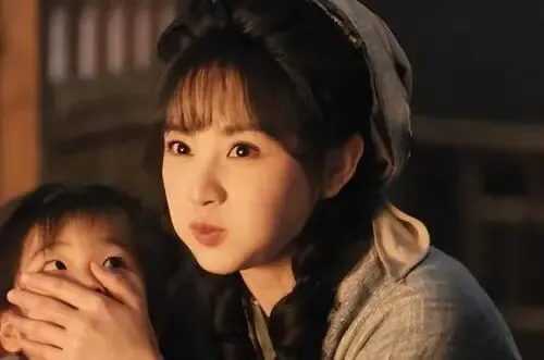 泄露、换脸、人设崩塌、营销作妖,《逐玉》全军覆没