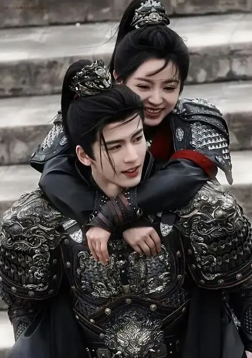 泄露、换脸、人设崩塌、营销作妖,《逐玉》全军覆没