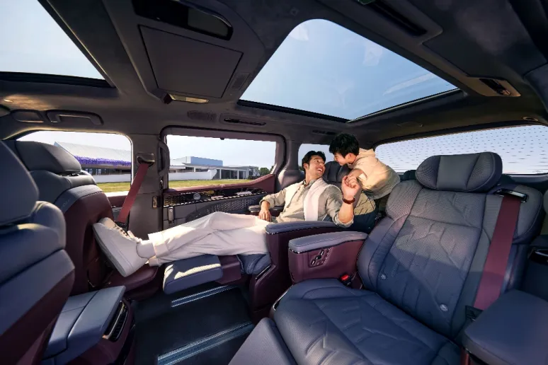 从热闹到门道,豪华MPV市场为什么还是极氪009最稳?