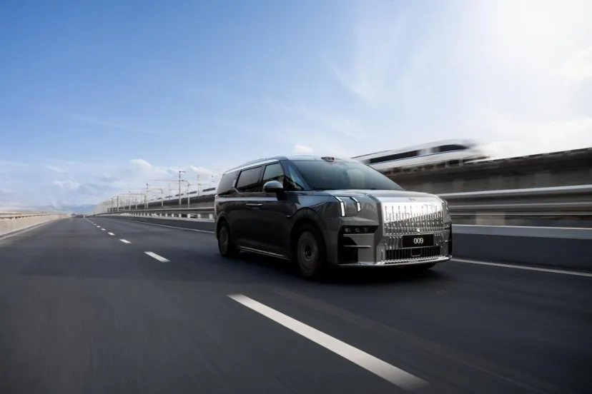 从热闹到门道,豪华MPV市场为什么还是极氪009最稳?