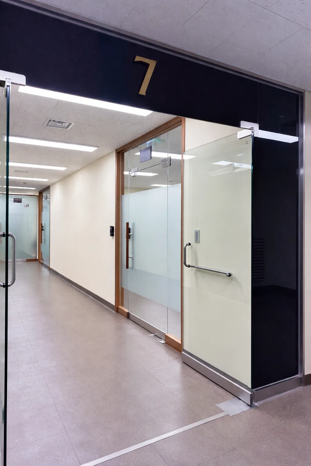 韩企校招 | 营销公司JUNE SIX Marketing Agency 2026上半年新入招募,SNS月薪280万起,内附内推渠道