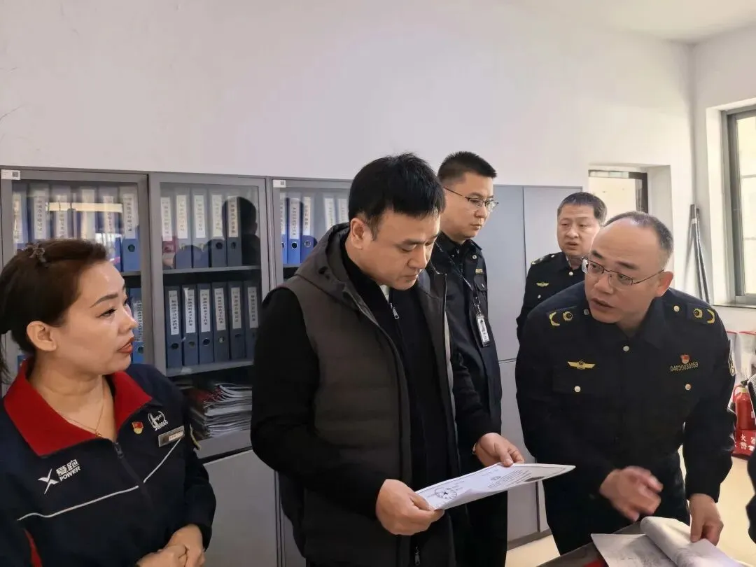 【基层动态】阳泉市市场监督管理局莅临城区片区小阳泉站开展加油机计量专项检查