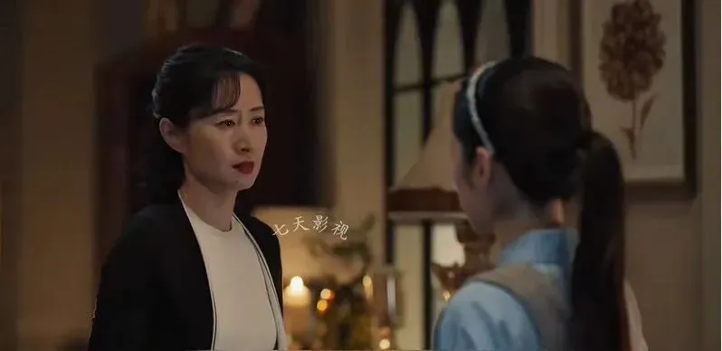 没有营销却火遍全网,《隐身的名字》里的母女关系,太敢拍了!