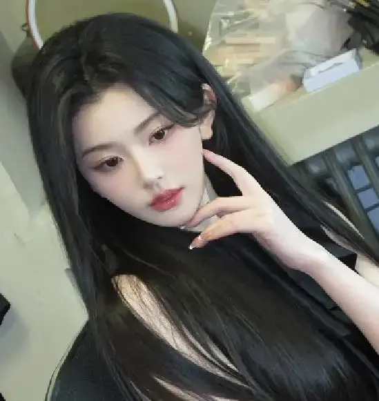 张凌赫拉踩陈哲远?辛芷蕾靠营销抢咖位?马丽甩沈腾当女主?孔雪儿吃到红利?发疯对抗夫妻真吓人?