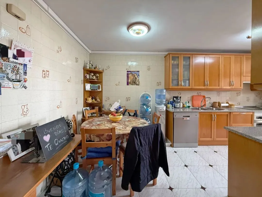 【HDZ7000】海盗市场大户型四房,车位可选!