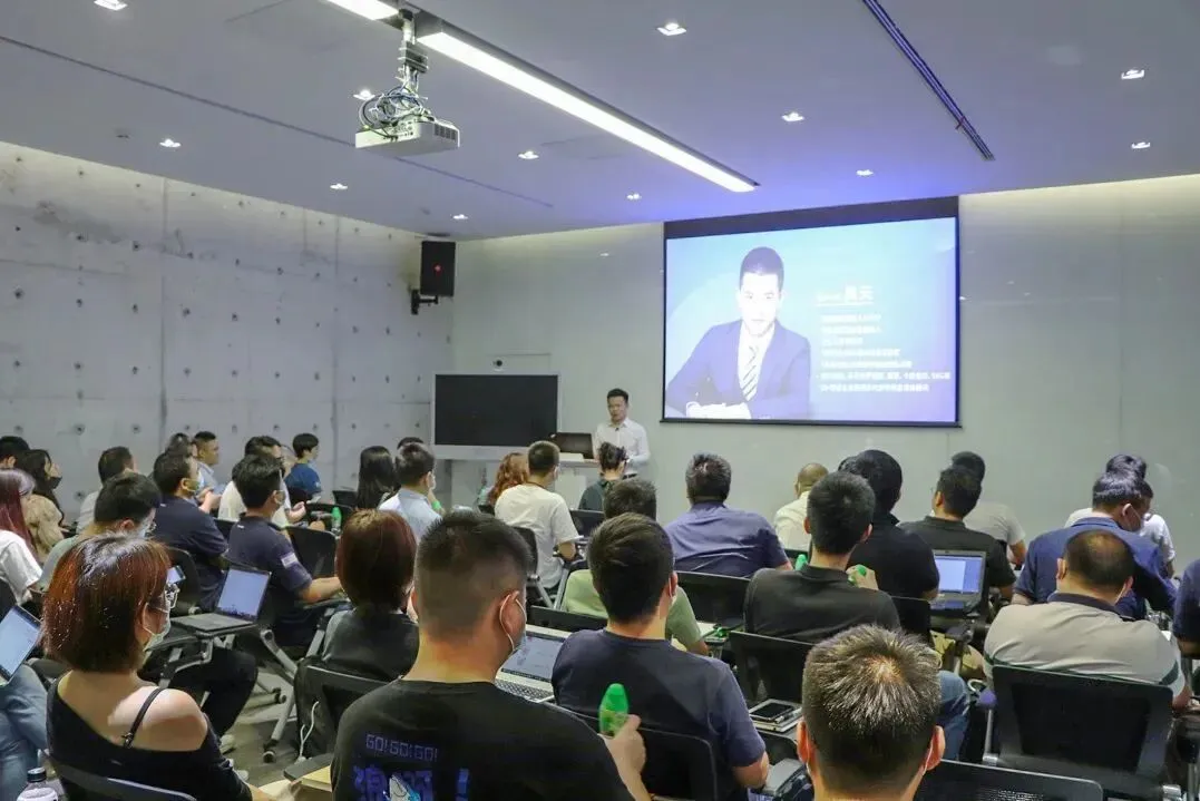 1个码建起80个群+获客超2万,资生堂私域拉新有一套