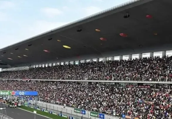 F1成为车企营销场:赛道越热闹,行业越焦虑