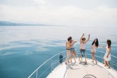 2025年游艇市场规模增长280亿元,业内老板的机会来了?!