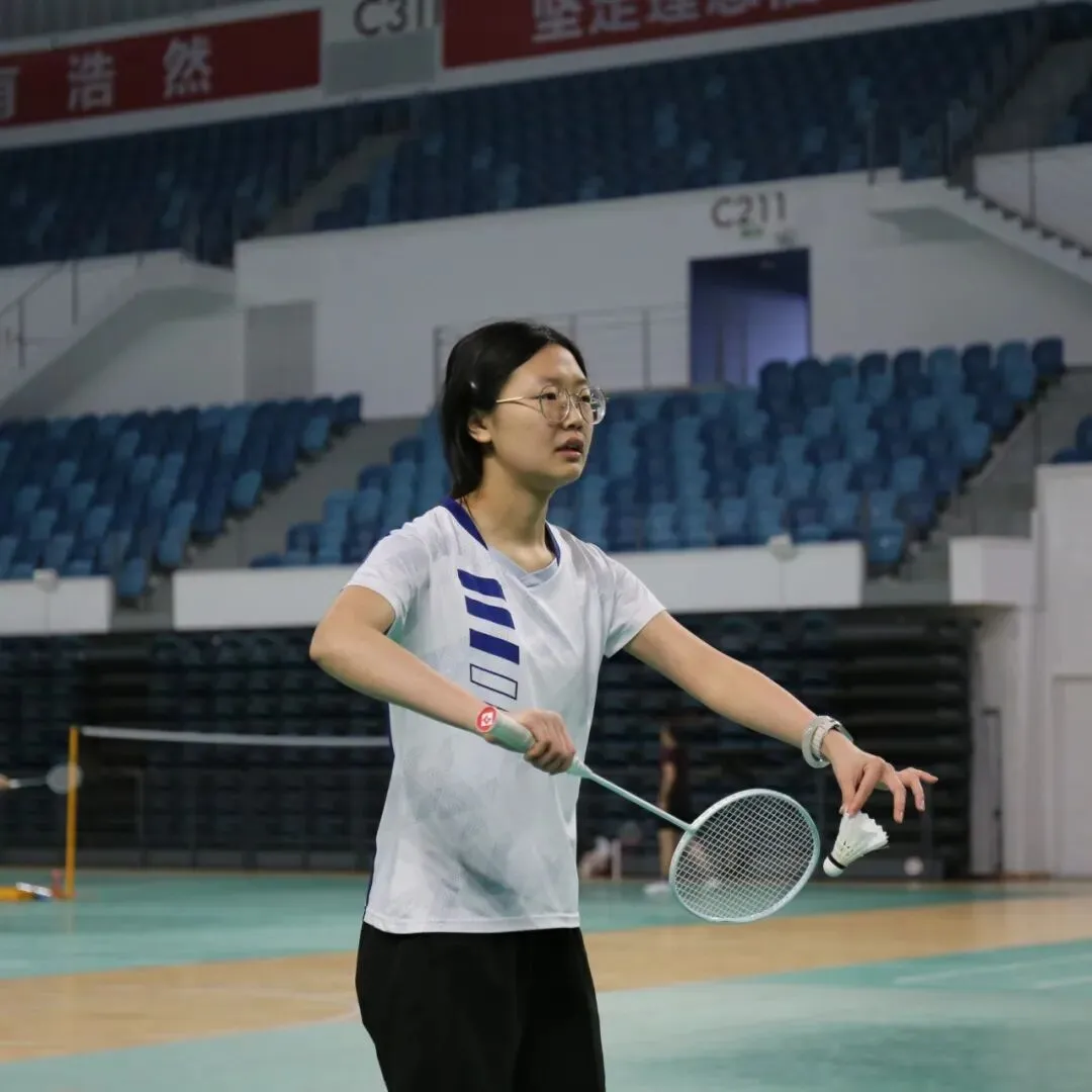活动回顾 | 计算机科学与技术学院2026年研究生羽毛球比赛圆满落幕