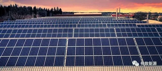 复杂国际局势下光伏市场简析:组件、配件与进出口趋势