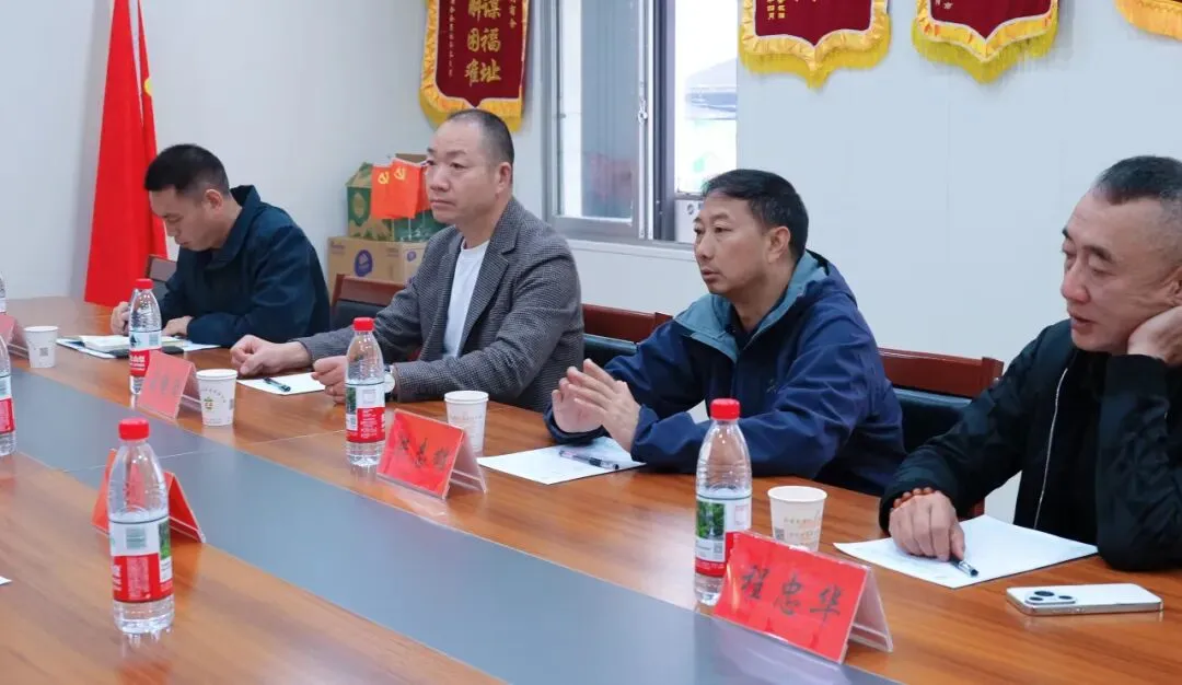 昆明市工商联到昆明市果品营销商会调研指导工作