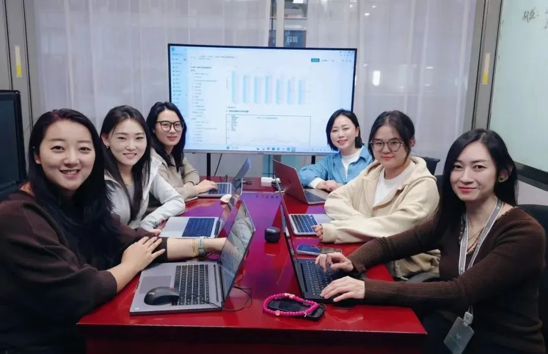 BJEV好样儿|从声量到销量,一支营销“尖刀连”的突围之路