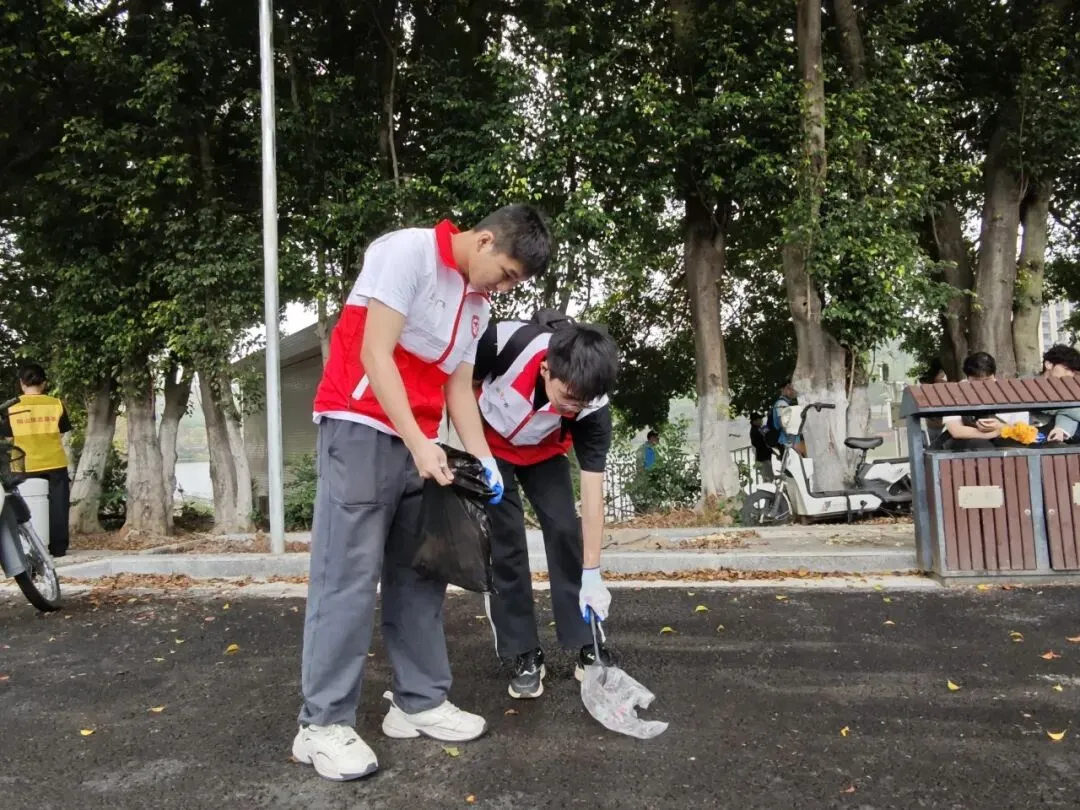党建风采 | 计算机科学与技术专业本科生第一党支部召开三月份主题党日活动