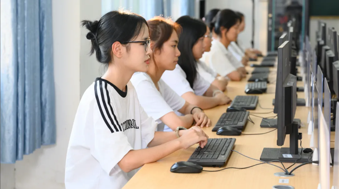 职教高考 | 计算机应用技术专业:以技立身笃行,以智筑梦前行!