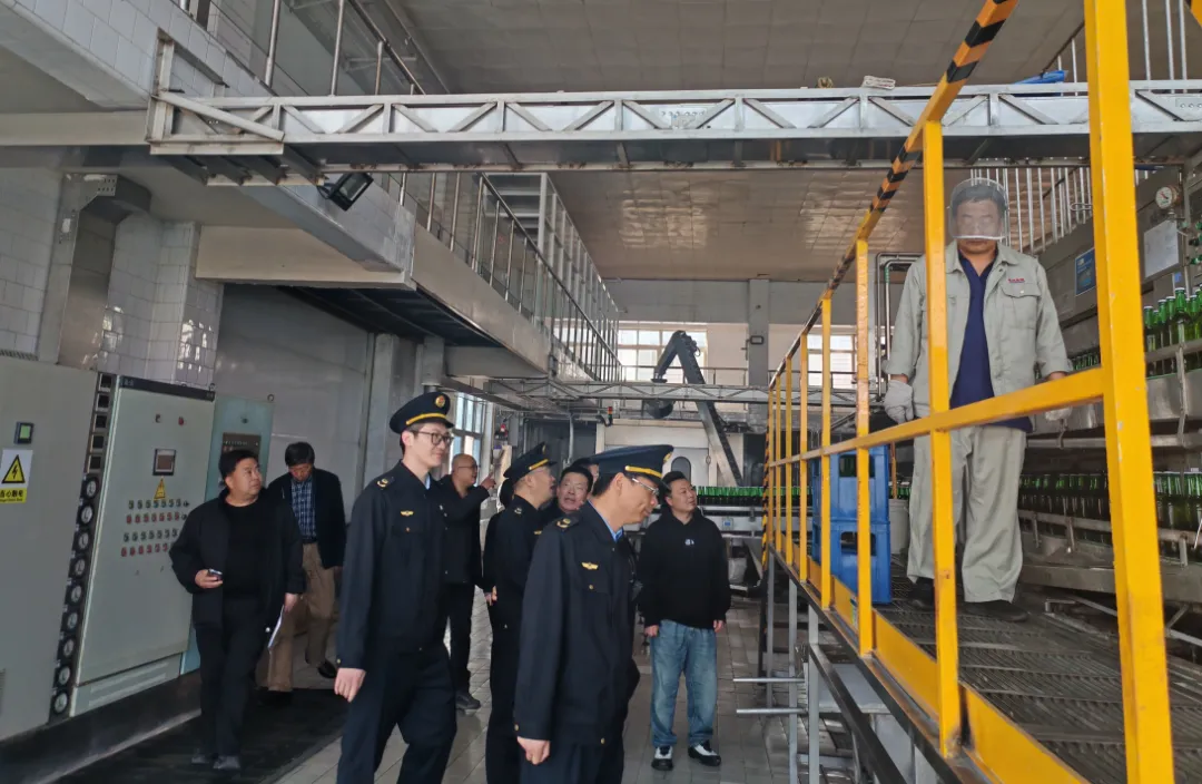 主动上门精准帮扶!马坡市场所助力燕京啤酒厂一分公司迎战销售旺季