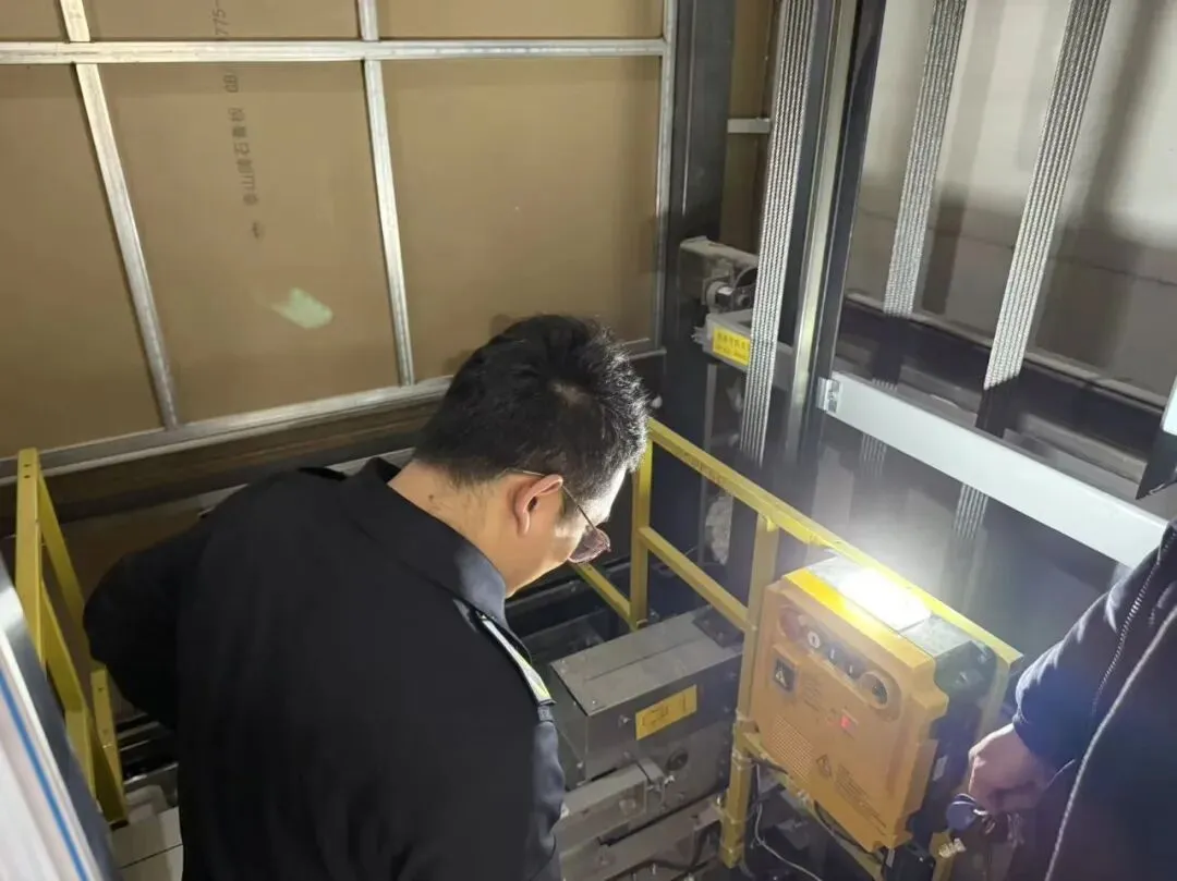 61台!稀土高新区市场监管和应急管理局全力保障老旧电梯更新工作