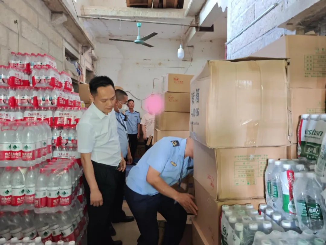 基层动态—和平镇市场监管所配合镇政府开展禁塑线索核查 移送禁塑案件线索1宗