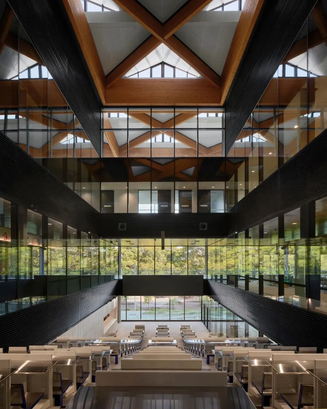 一个海鲜市场,怎么成了城市新地标?