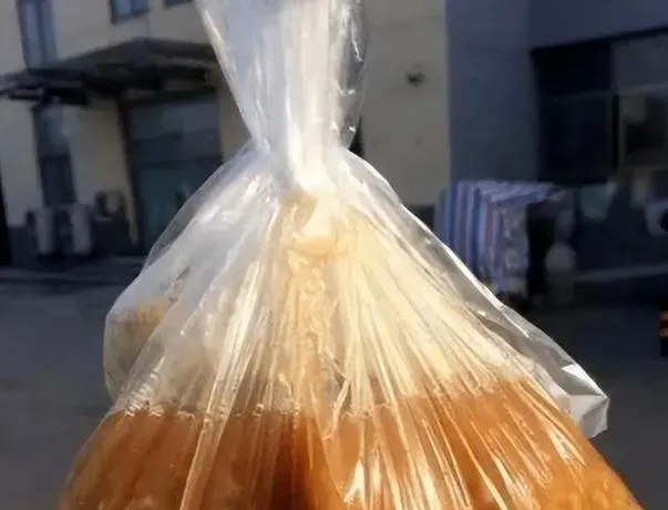 热生料粉+塑料袋=?陶瓷市场早餐摊的这波操作,看完整个人都不好了