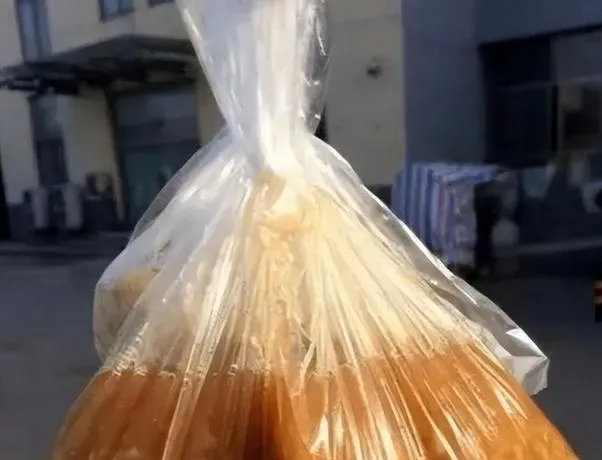 热生料粉+塑料袋=?陶瓷市场早餐摊的这波操作,看完整个人都不好了