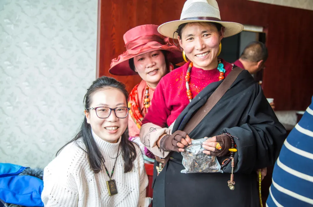 “虫草市场”暴雷!加了这个姑娘微信才知道,源头竟然这么便宜!