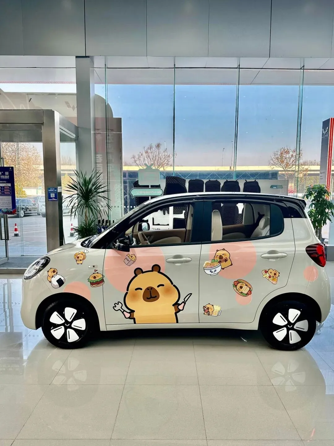 丰田杀入10万内纯电市场!全新小车渲染图流出,五菱宏光MINI迎来最强对手