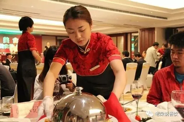 餐饮营销:破解周期性客流失衡的5个平峰期策略