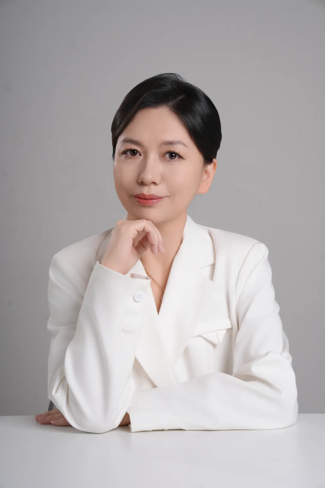 韩梓一老师简介——银行、保险零售营销、管理专家、某央企保险经纪公司高级合伙人-13366055016-课程预约助理董小帅