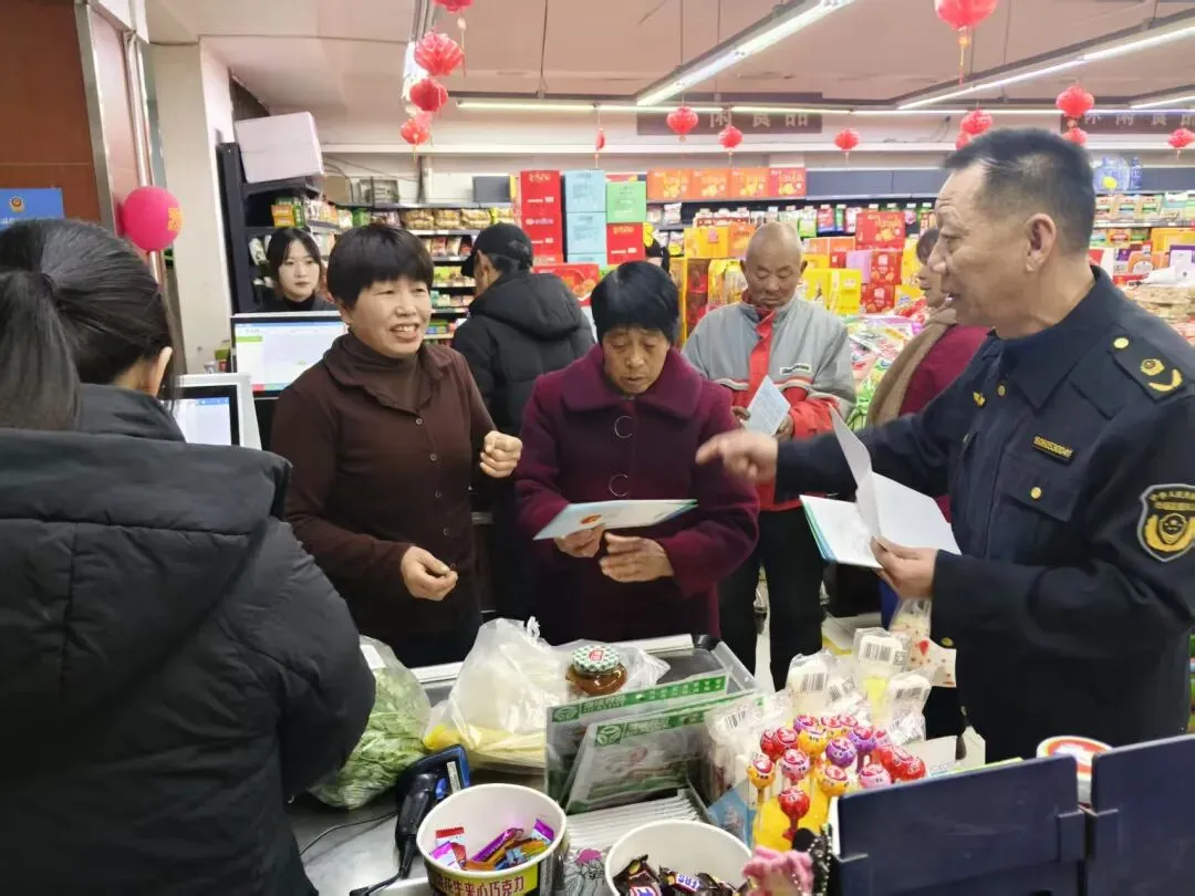 淇县市场监督管理局扎实开展消费维权“五进”活动